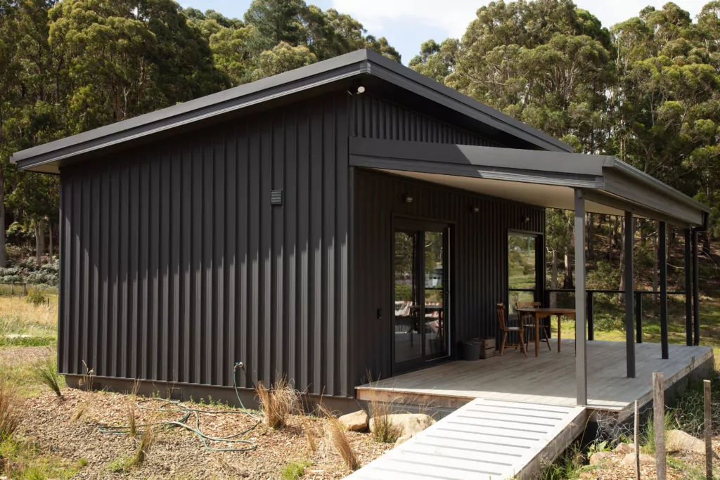 The Minimalist Side - Ernest Cutler Constructions