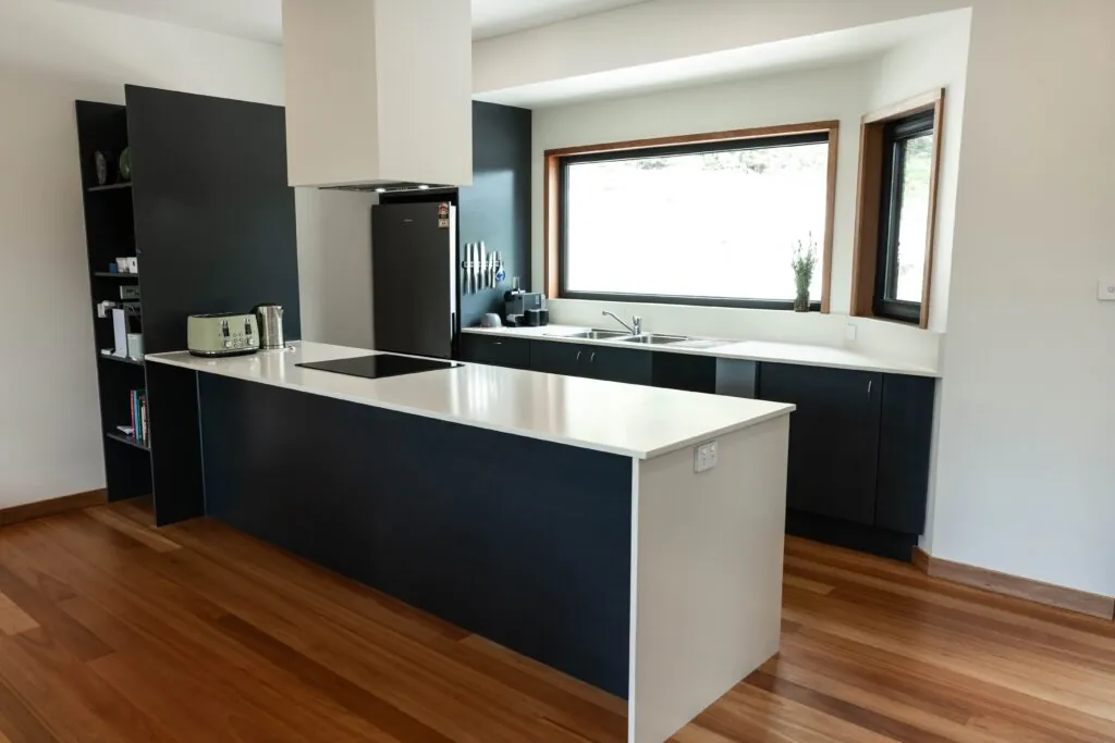 Kitchen Premium Modest EC Constructions